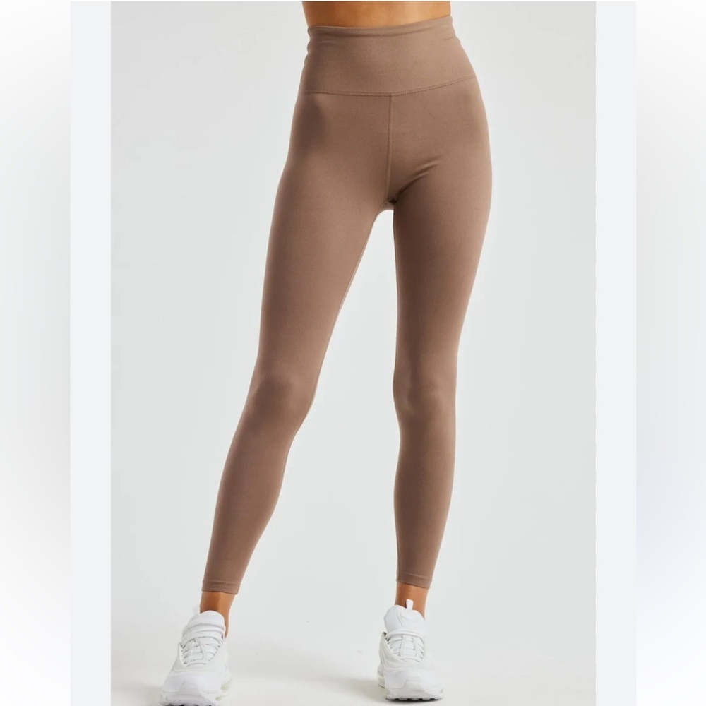 Year of Ours Women’s Brown High-Waisted Leggings Size Large